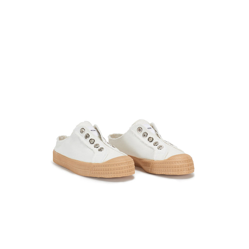 NOVESTA PERVERZE STAR MASTER SLIP-ON / White