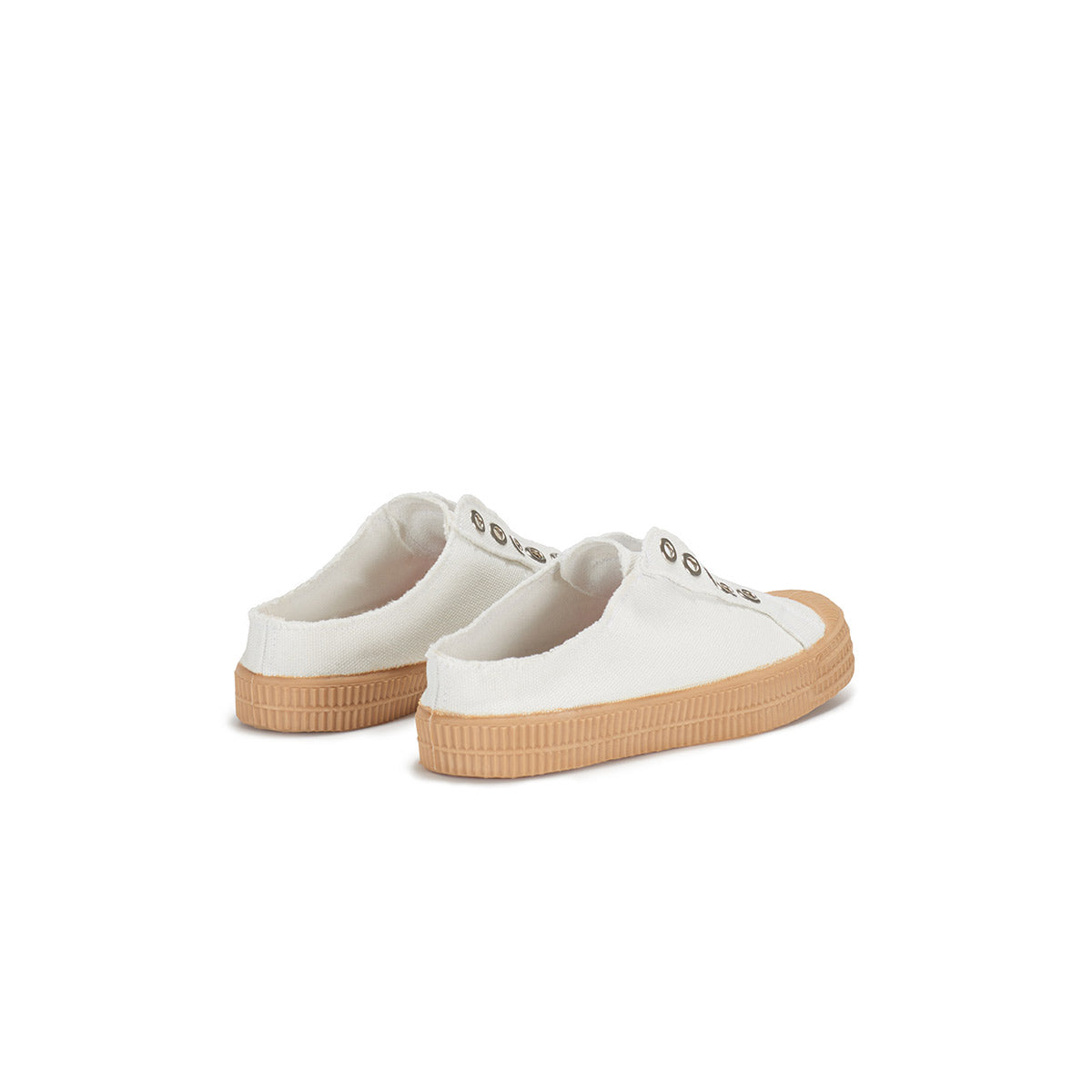 NOVESTA PERVERZE STAR MASTER SLIP-ON / White