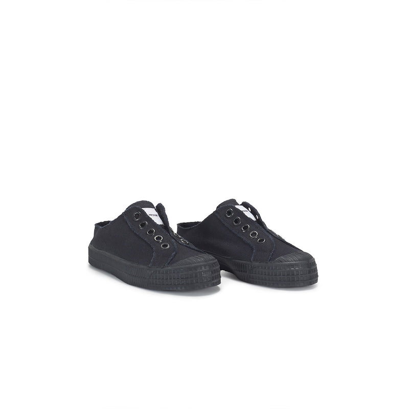 NOVESTA PERVERZE STAR MASTER SLIP-ON / Black