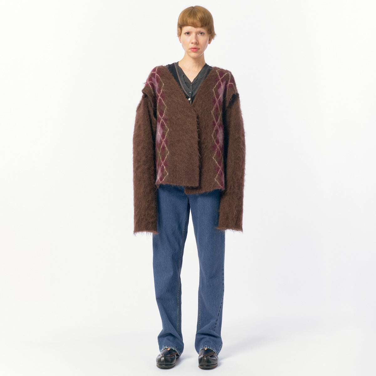 Wide Slit Argyle Line Cardigan / Brown – PERVERZE