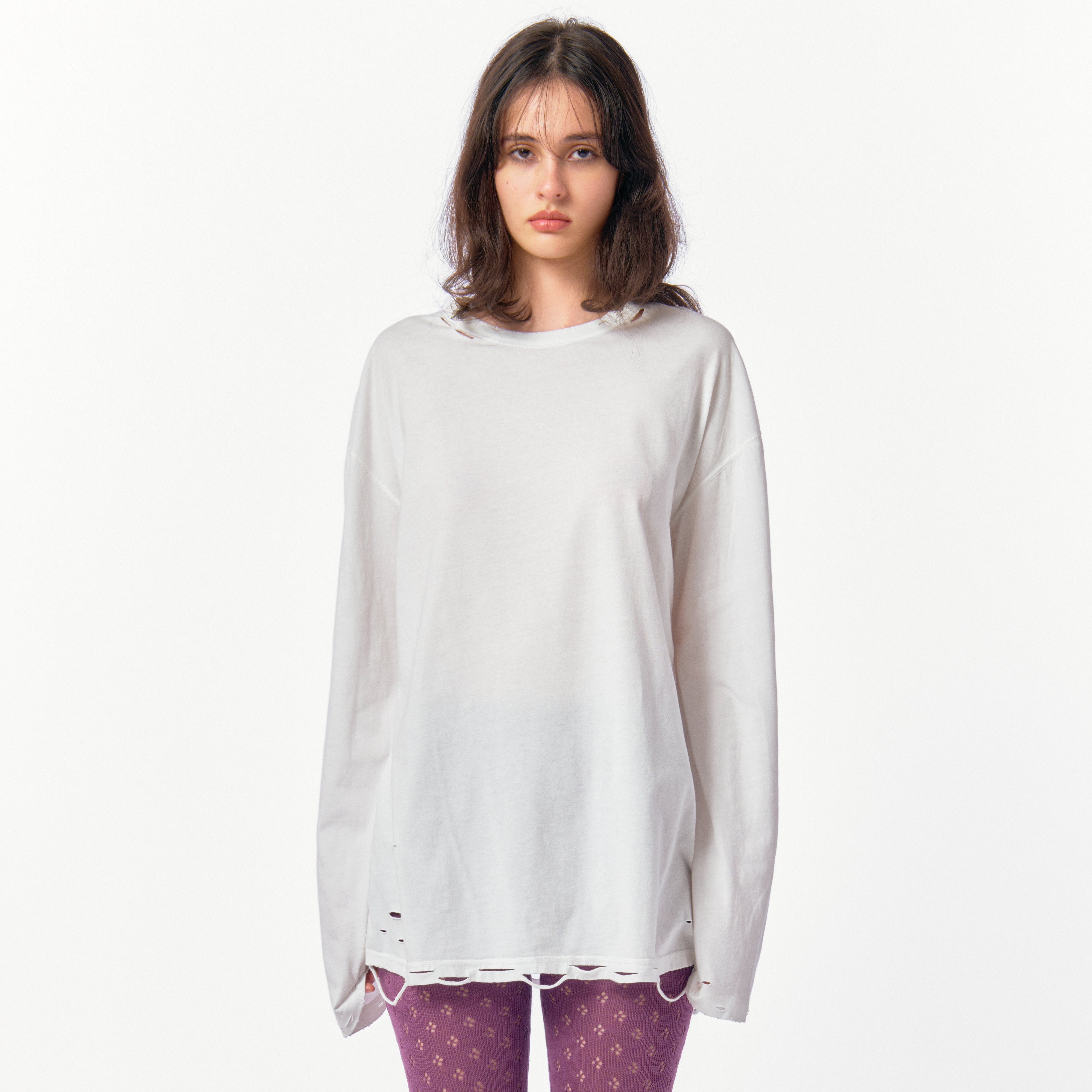 DISTRESS Long Sleeve T-Shirt / White – PERVERZE