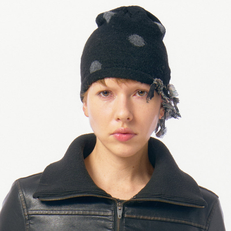 Jacquard Dot Knit Cap / Black