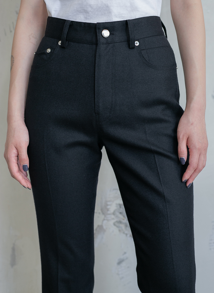 Regular-Six Pocket Wool Flare Trousers 詳細画像 Black 6