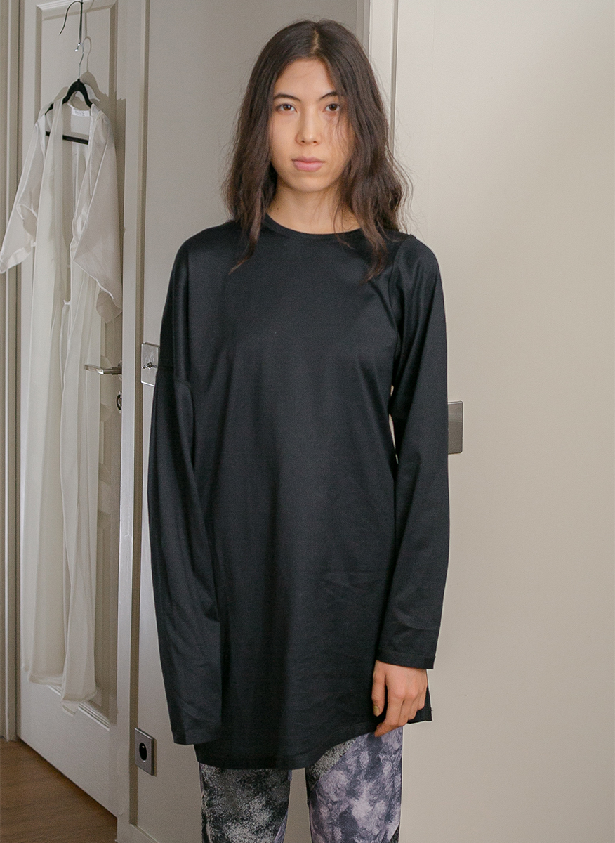 Slip Neck Long Tee 詳細画像 Black 3