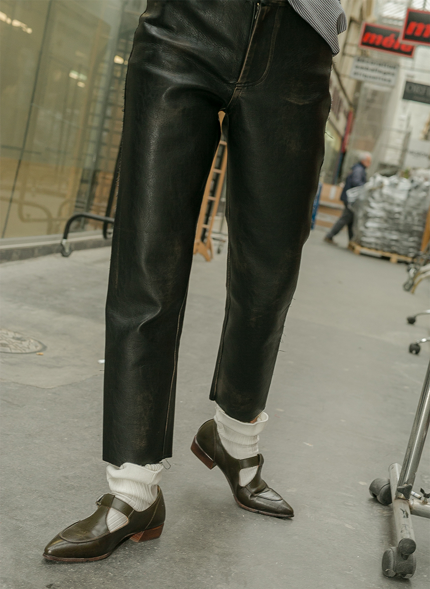 Washed Leather Cropped Trousers 詳細画像 Black 3