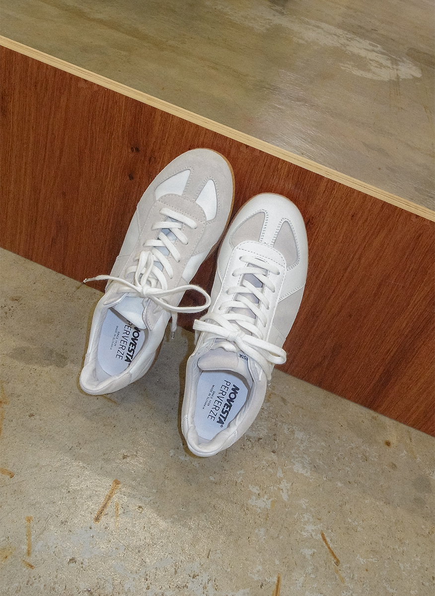 NOVESTA PERVERZE GERMAN TRAINER 詳細画像 White 1