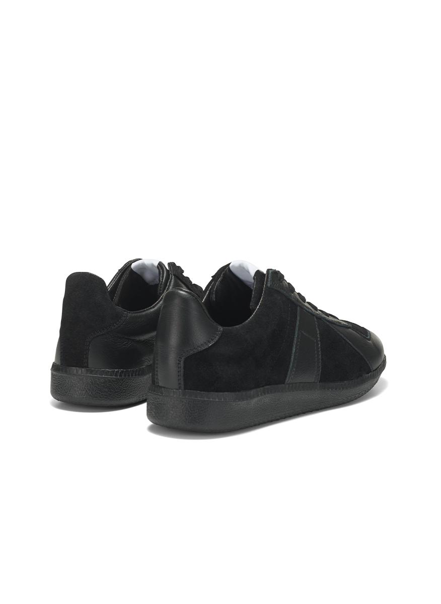 NOVESTA PERVERZE GERMAN TRAINER 詳細画像 Black 2