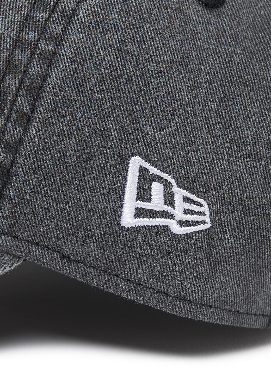 NEW ERA PERVERZE Scrap Logo Cap 詳細画像 Black 4