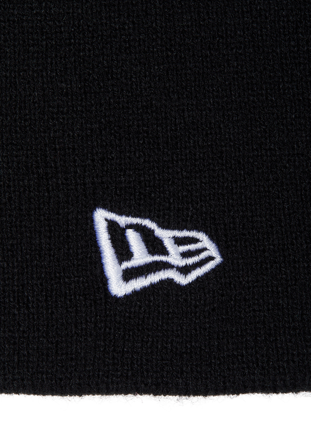 NEW ERA PERVERZE Scrap Logo Beanie 詳細画像 Black 5