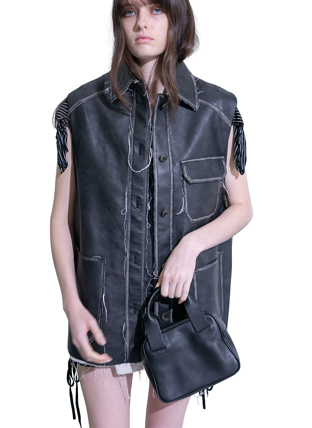 Washed Leather Vest 詳細画像 Black 2