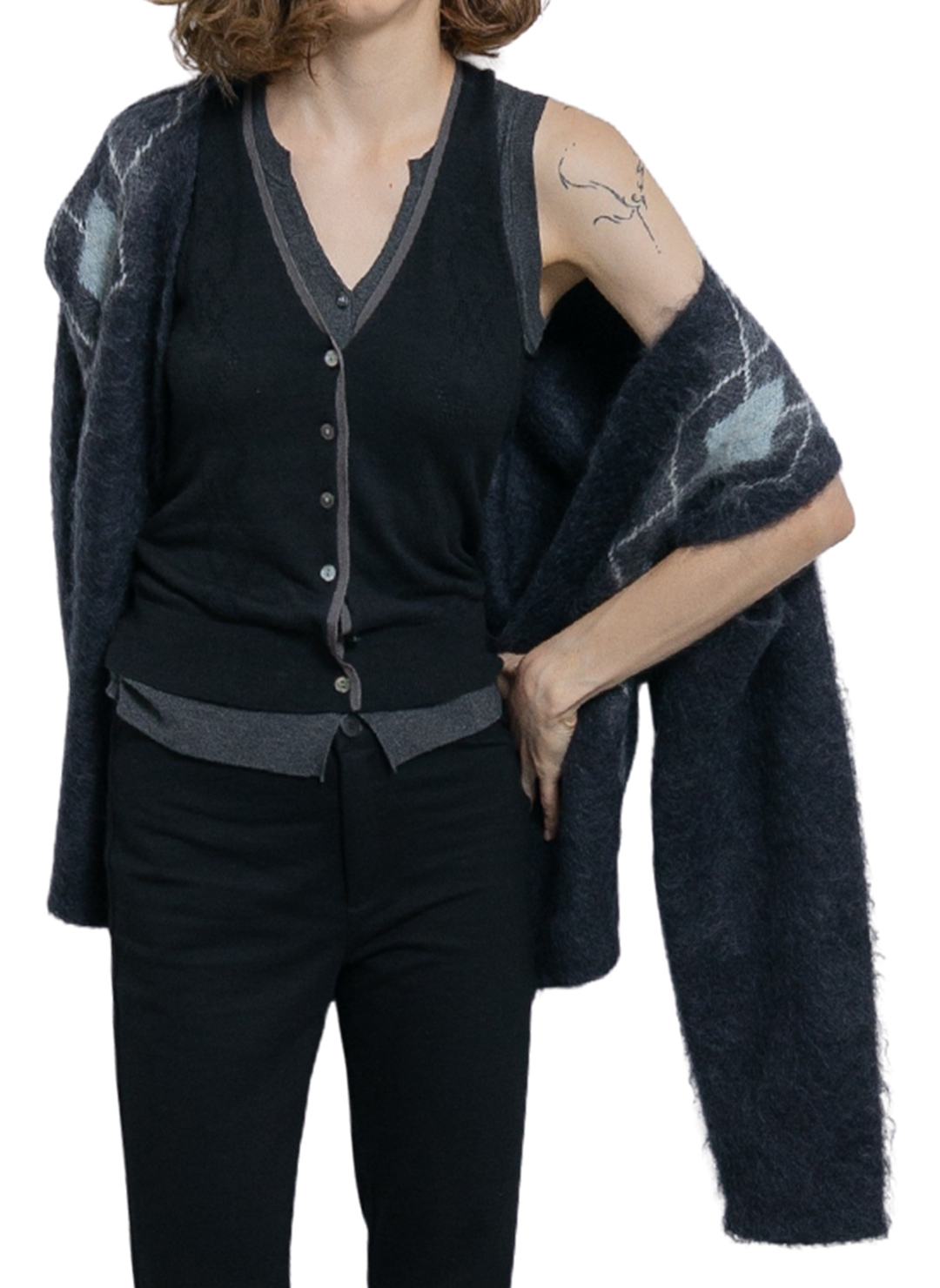 Wide Slit Argyle Line Cardigan