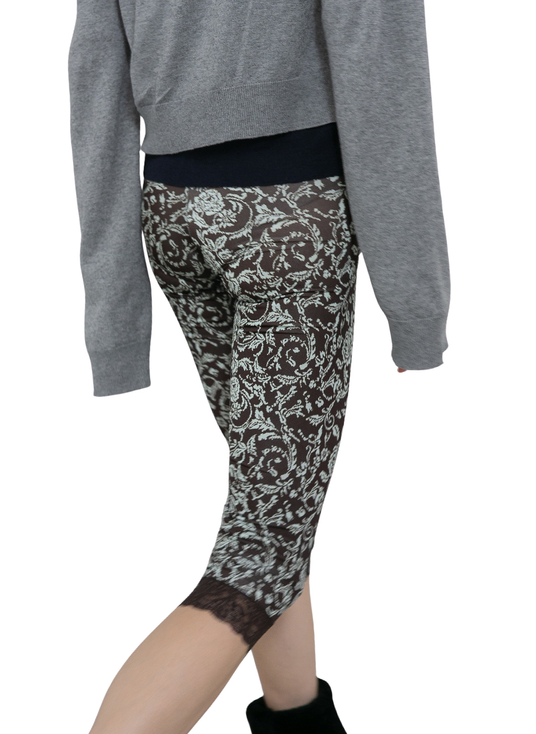 Lace-Trim Mid-Calf Shorts  詳細画像 Brown 2